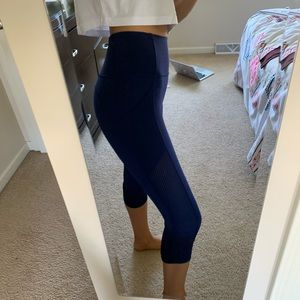 Lululemon Navy Crop Leggings